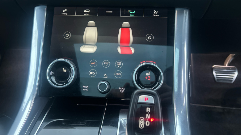 Land Rover Range Rover Sport 2.0 P400e HSE Dynamic Black 5dr Auto Estate